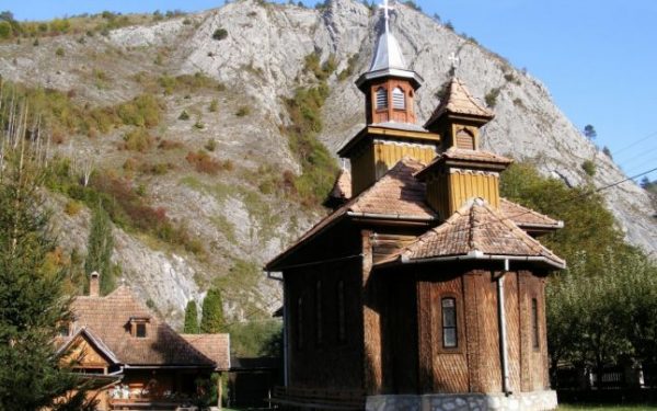 Mănăstirea Poşaga, locul unde a slujit Arsenie Praja timp de patru ani în perioada 1950 - 1954