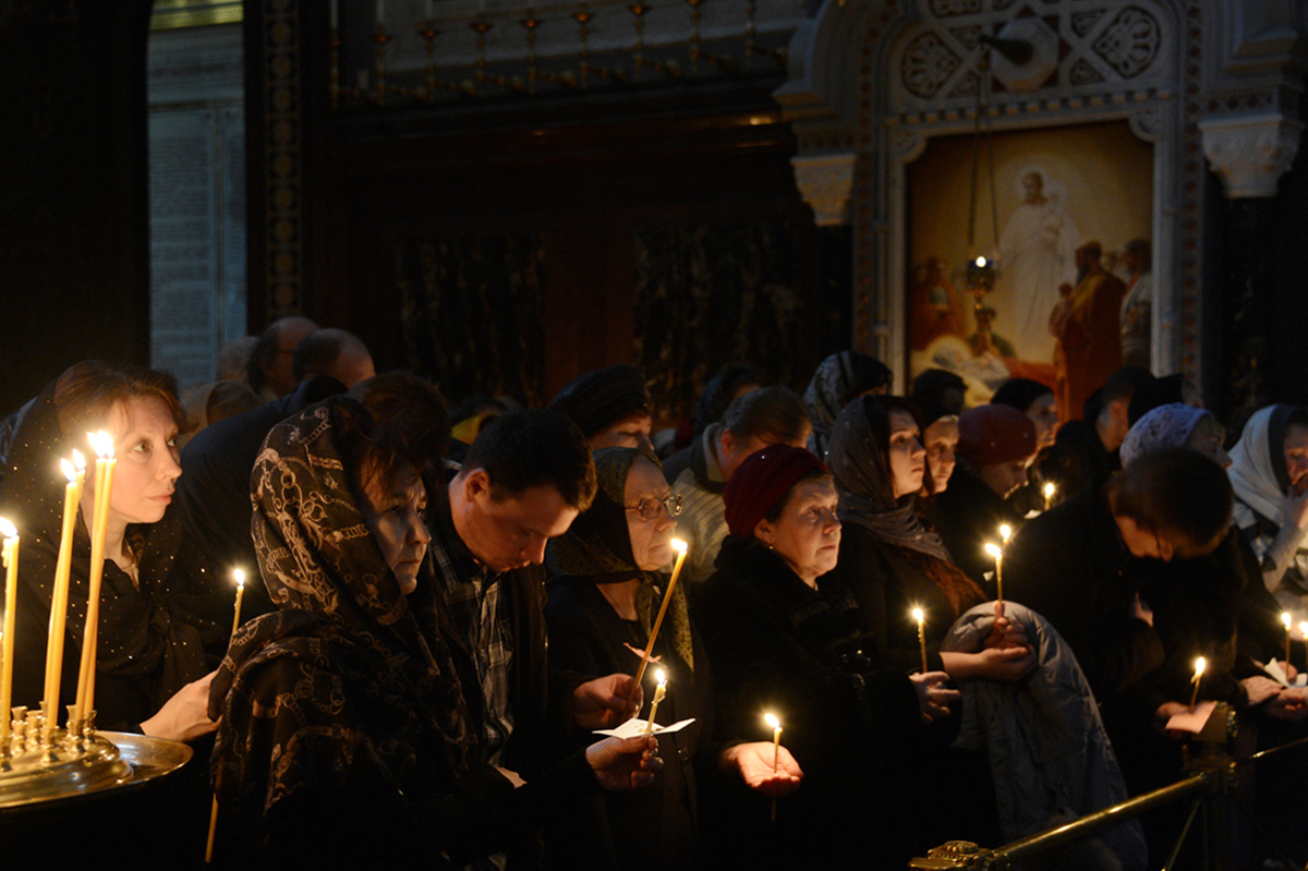 Пение великого поста. Канон Великого Андрея Критского в храме. Служба в храме Вели́й пост. Канон Андрея Критского в храме Христа Спасителя. Великий пост в православной церкви.